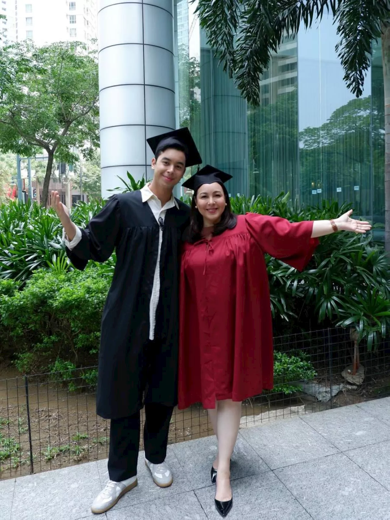 Marjorie Barretto graduates college at 51
