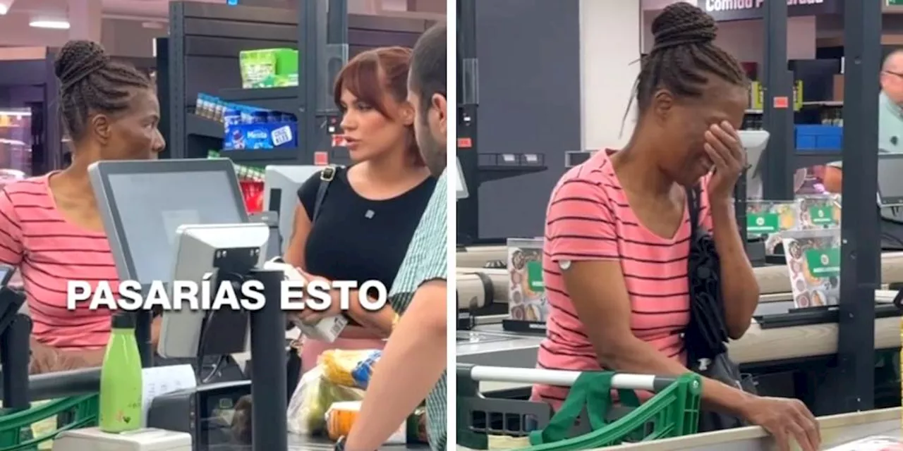 Pregunta a una mujer en la caja de Mercadona si puede pagar su compra al no tener dinero y ella reacciona a...