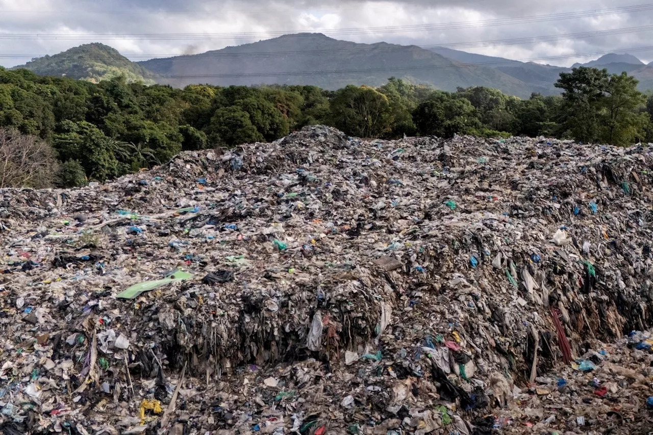 No plastics treaty better than a bad one, groups say as UN talks end without deal