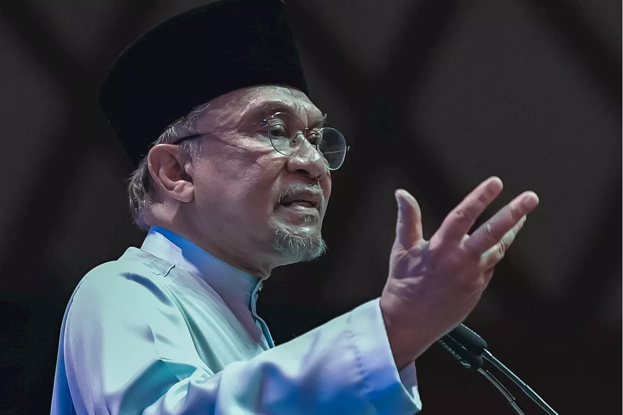 Armed Forces BIPs scheme expanded to cover more ranks, says Anwar