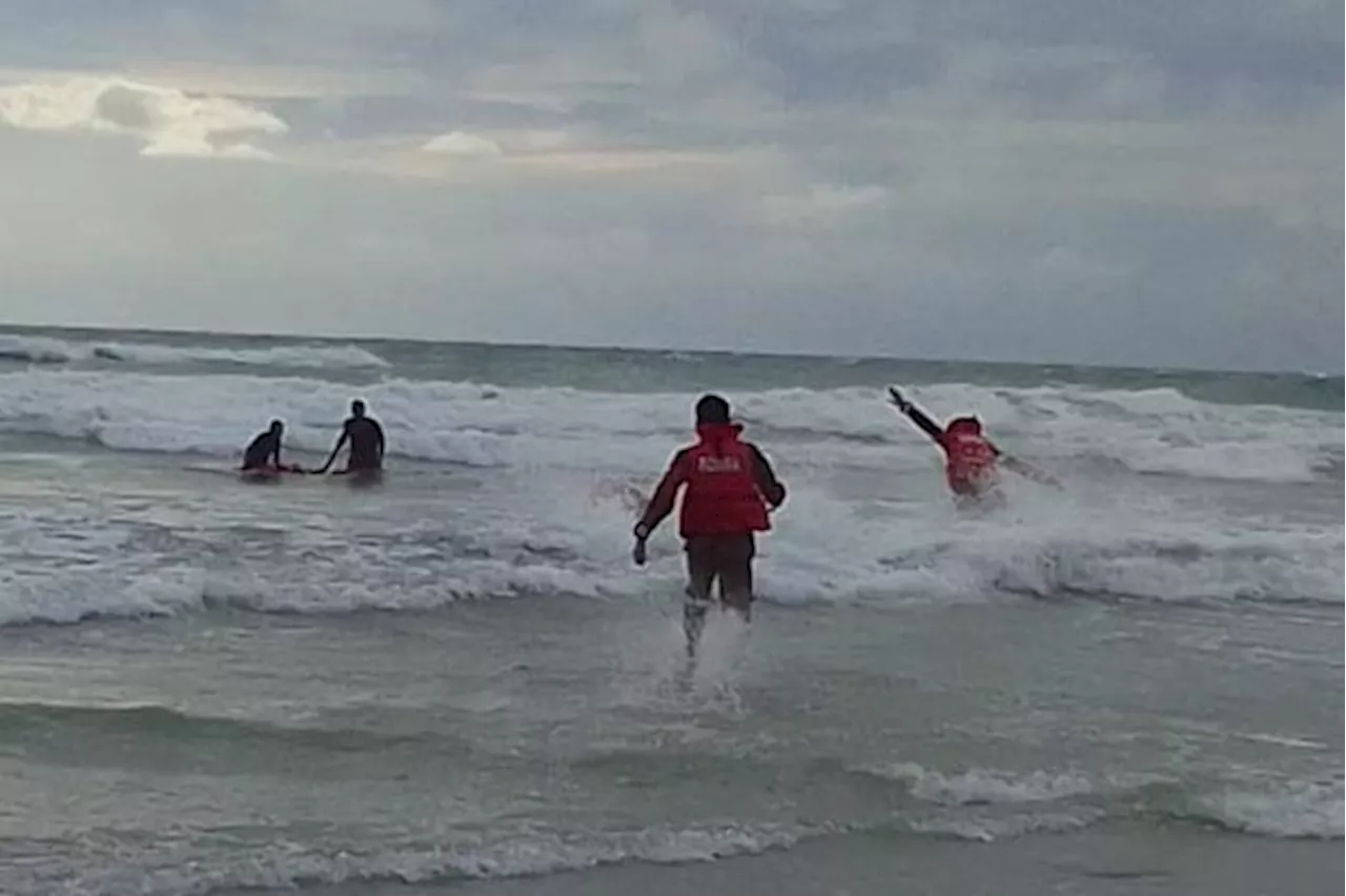 Worker, 31, drowns near Kudat, two others saved by rescuers