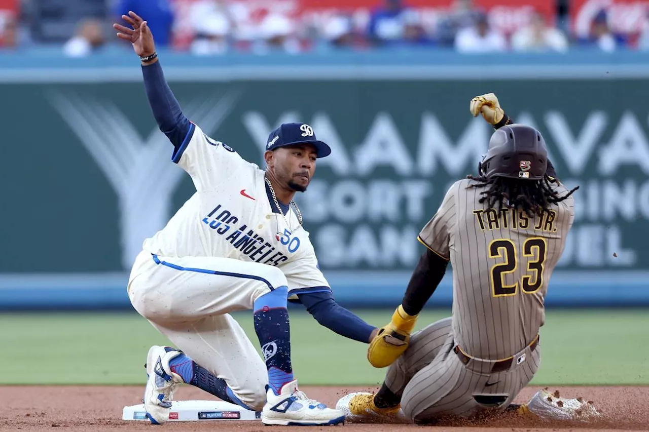 Blake Snell dominates former team as Dodgers blank Padres, regain NL West lead