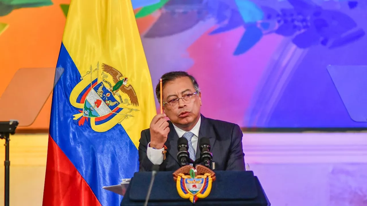 Petro afirmó que “con impuestos o precios más caros de la gasolina, se pagará el déficit fiscal”