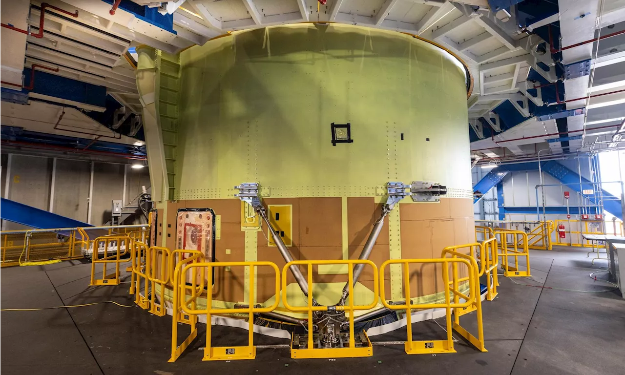 NASA Begins Processing Artemis III Moon Rocket at Kennedy