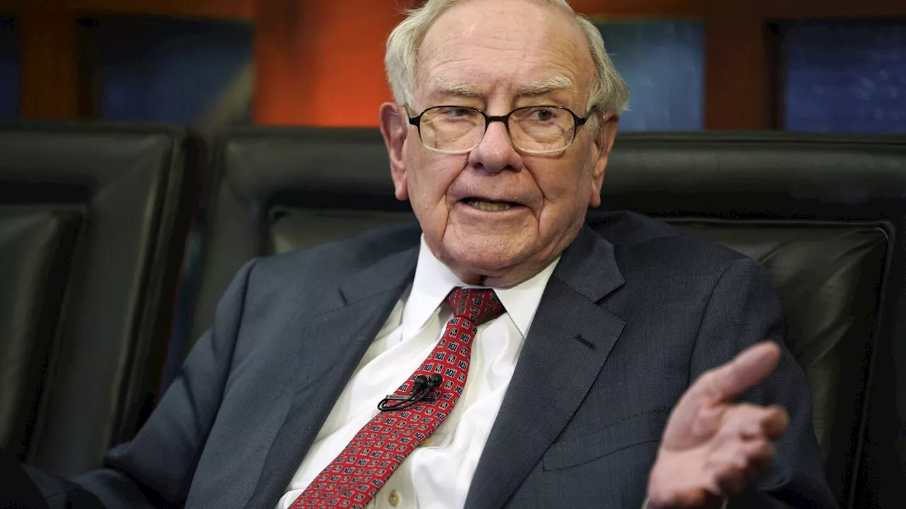 Warren Buffett's Berkshire Hathaway reports smaller profit on Kraft Heinz writedown