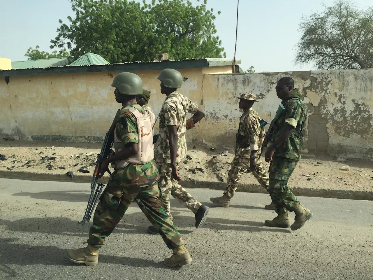 Security Operatives gun down two suspected kidnappers in Delta, recover ransom, guns