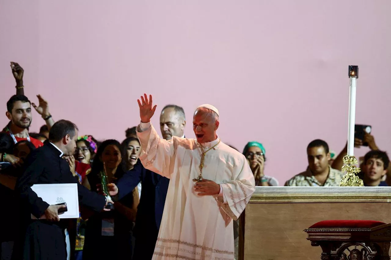 Pope Leo tells hundreds of thousands of young Catholics to build a better world