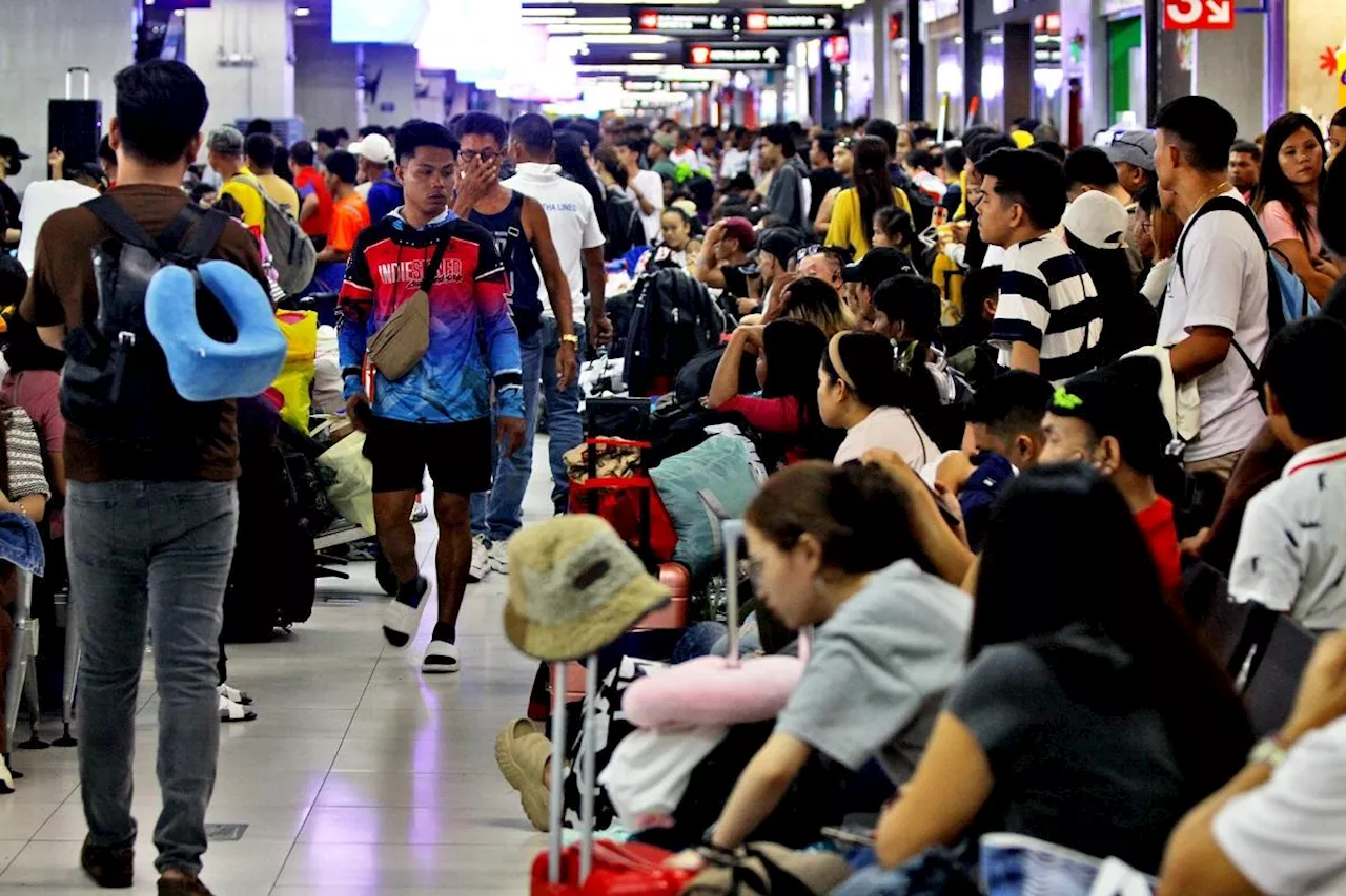 SWS: 49% of Filipino families consider themselves poor in June
