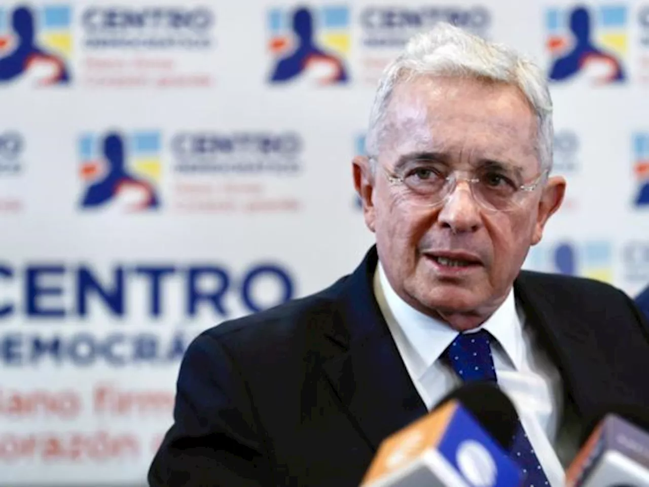 Los ‘pormenores’ de la condena a 12 años a Álvaro Uribe: irá a prisión domiciliaria