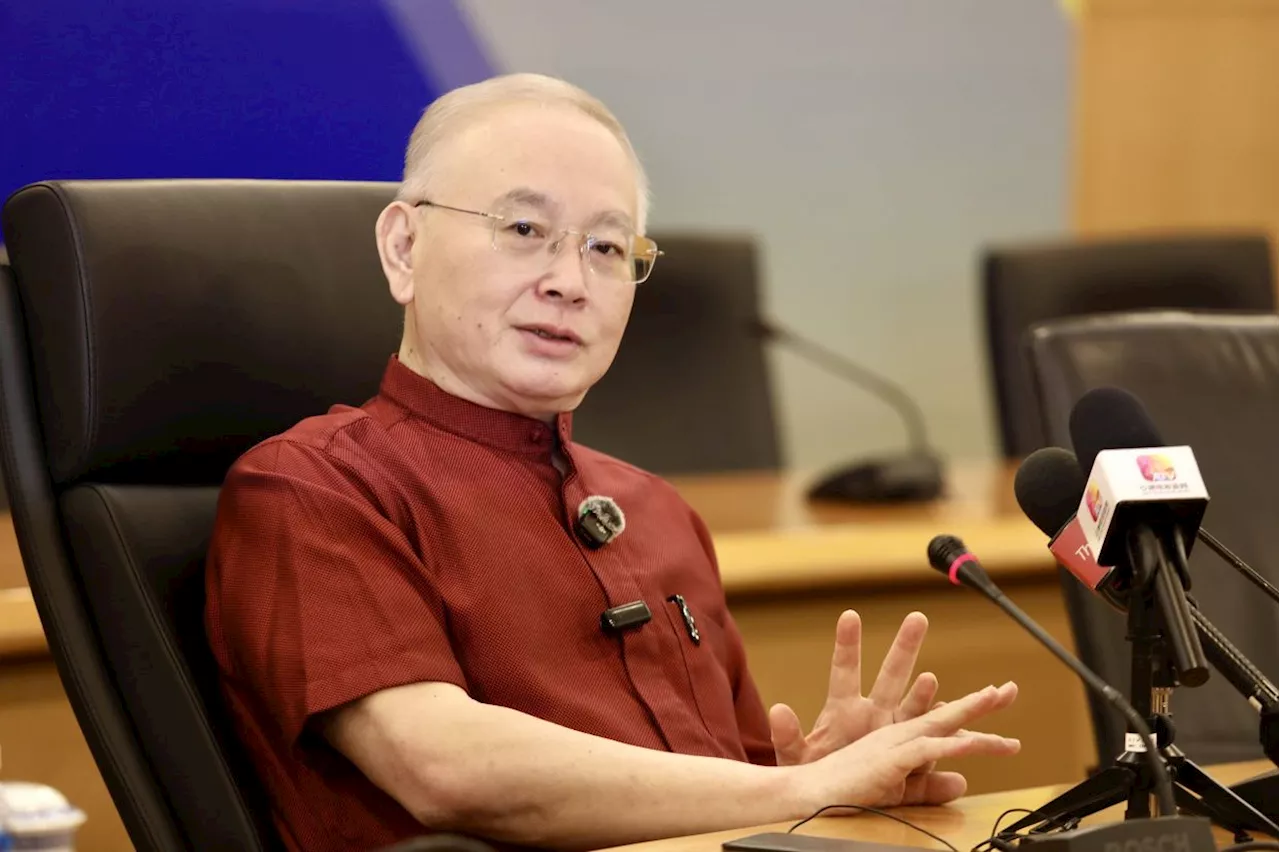 Disabled STPM top scorer has received multiple full scholarship offers, says Dr Wee