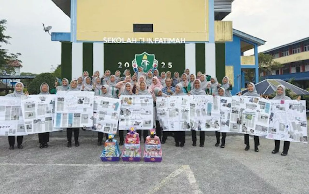 Pelajar Sekolah Tun Fatimah timba ilmu asas kewartawanan