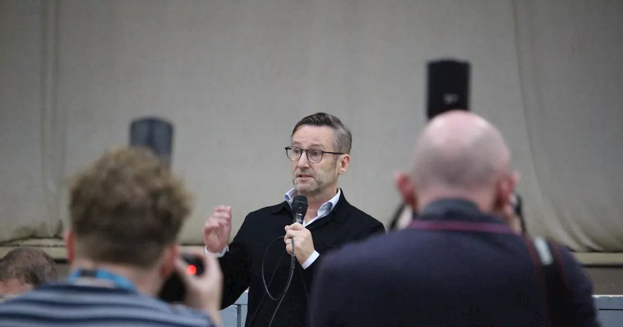 ‘You can keep your drones’: residents express concerns about drone deliveries from Dundrum at meeting with Manna boss
