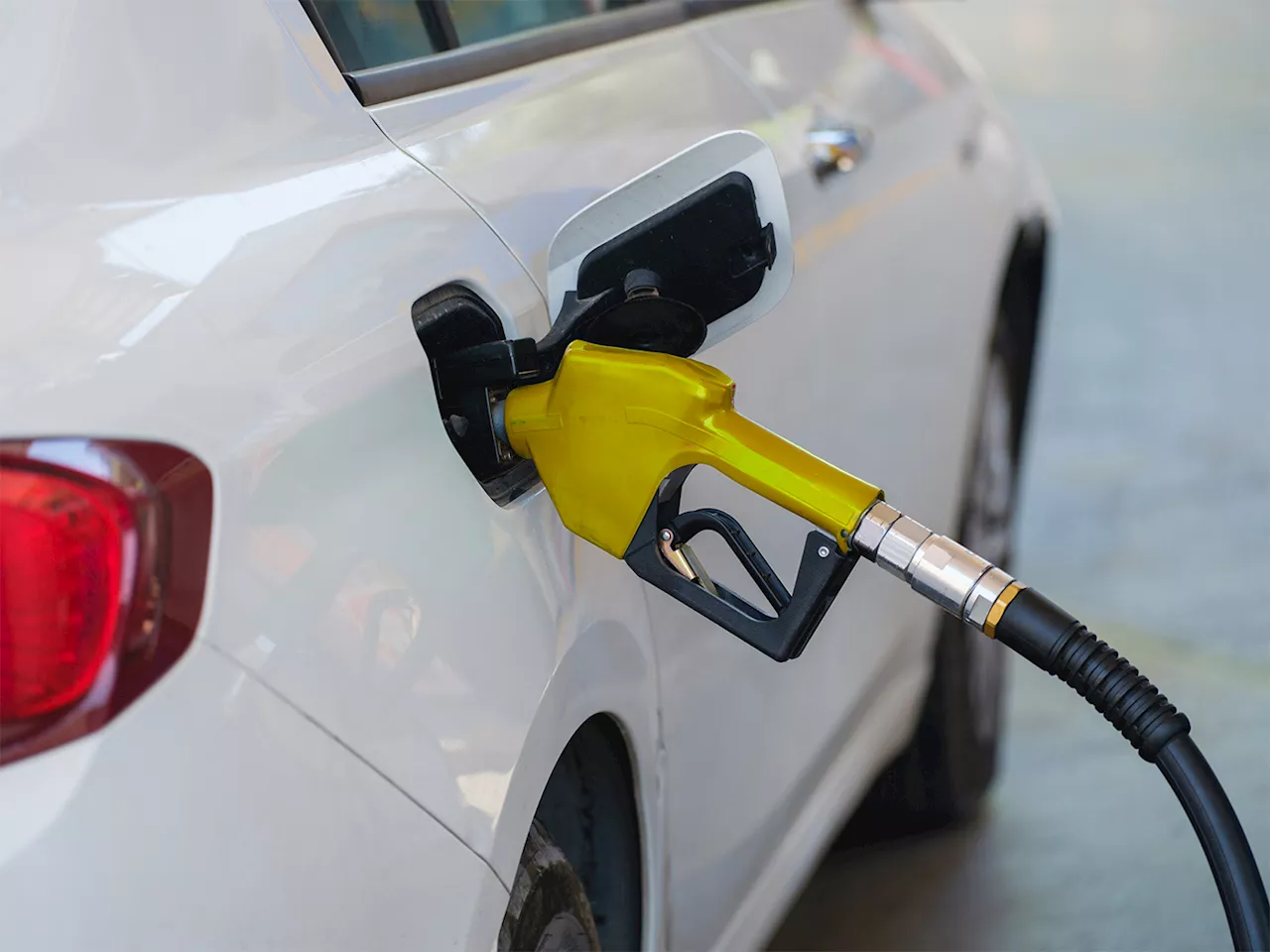 MOF: MyKad, E-Wallets, Fuel Apps Considered For RON95 Subsidy Delivery