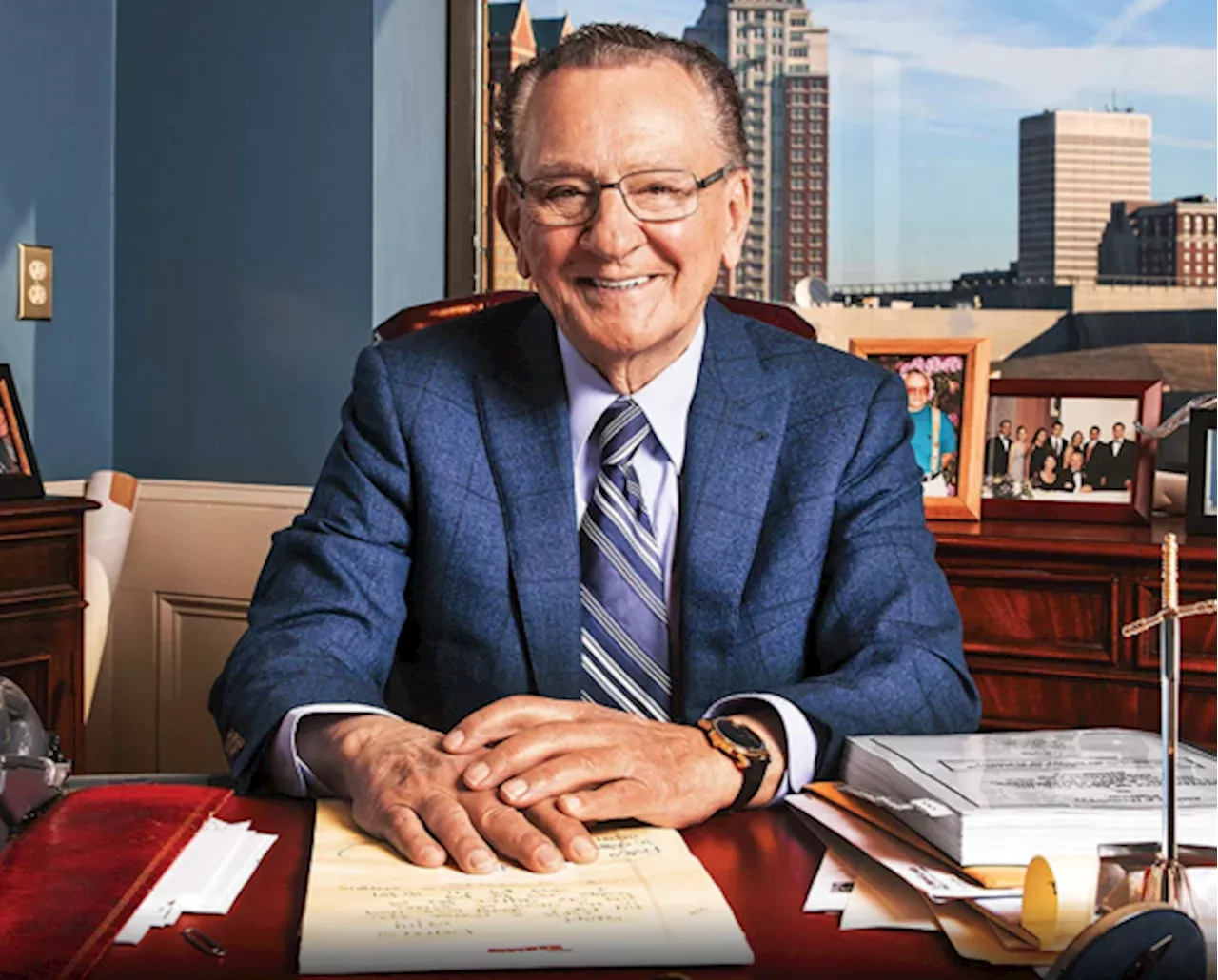 ‘Nicest’ judge, viral for his courtroom compassion, dies at 88