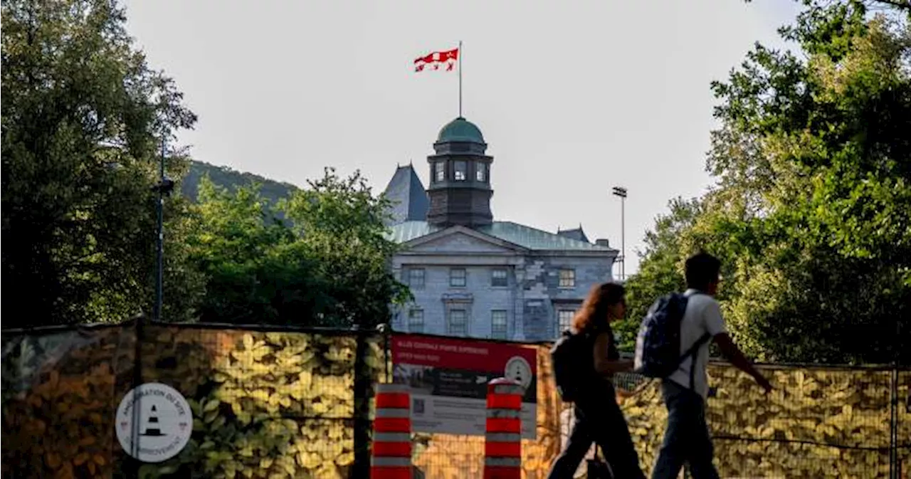 Half of Canadian post-secondary students struggling to cover costs: poll
