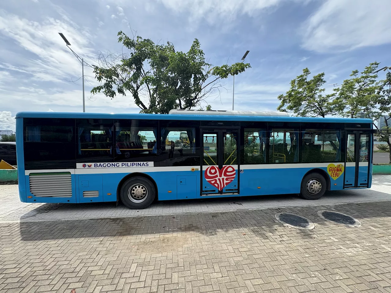 DOTr expands free ‘Love Bus’ service in Cebu