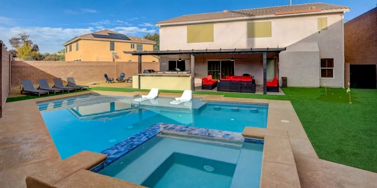 I'm an Airbnb host in Las Vegas, and I'm battling a tourism downturn