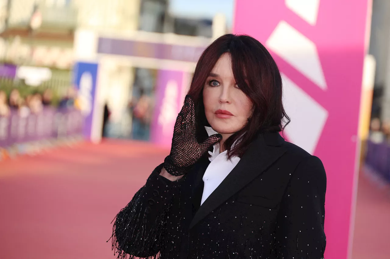 Isabelle Adjani 'couverte de tâches' : l’actrice accusée d’avoir le sida, cette atroce rumeur qui lui a gâché la vie