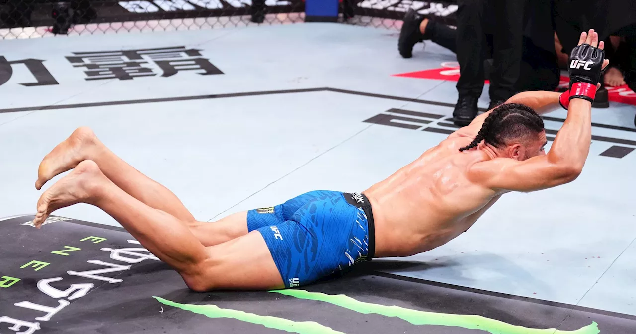 Upset a Shanghai! Johnny Walker mette KO l'idolo di casa Zhang Mingyang. Brian Ortega perde ai punti con Aljamain Sterling