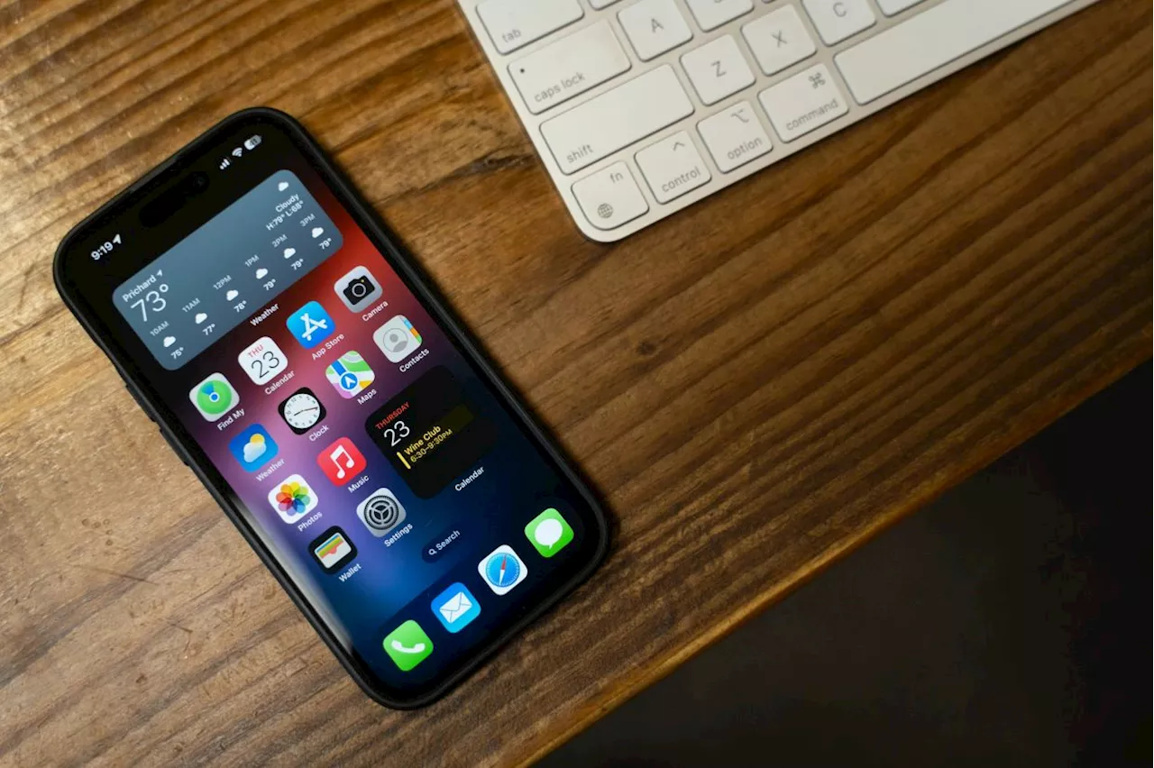 Opinion: Would you like to try iOS 26 early?