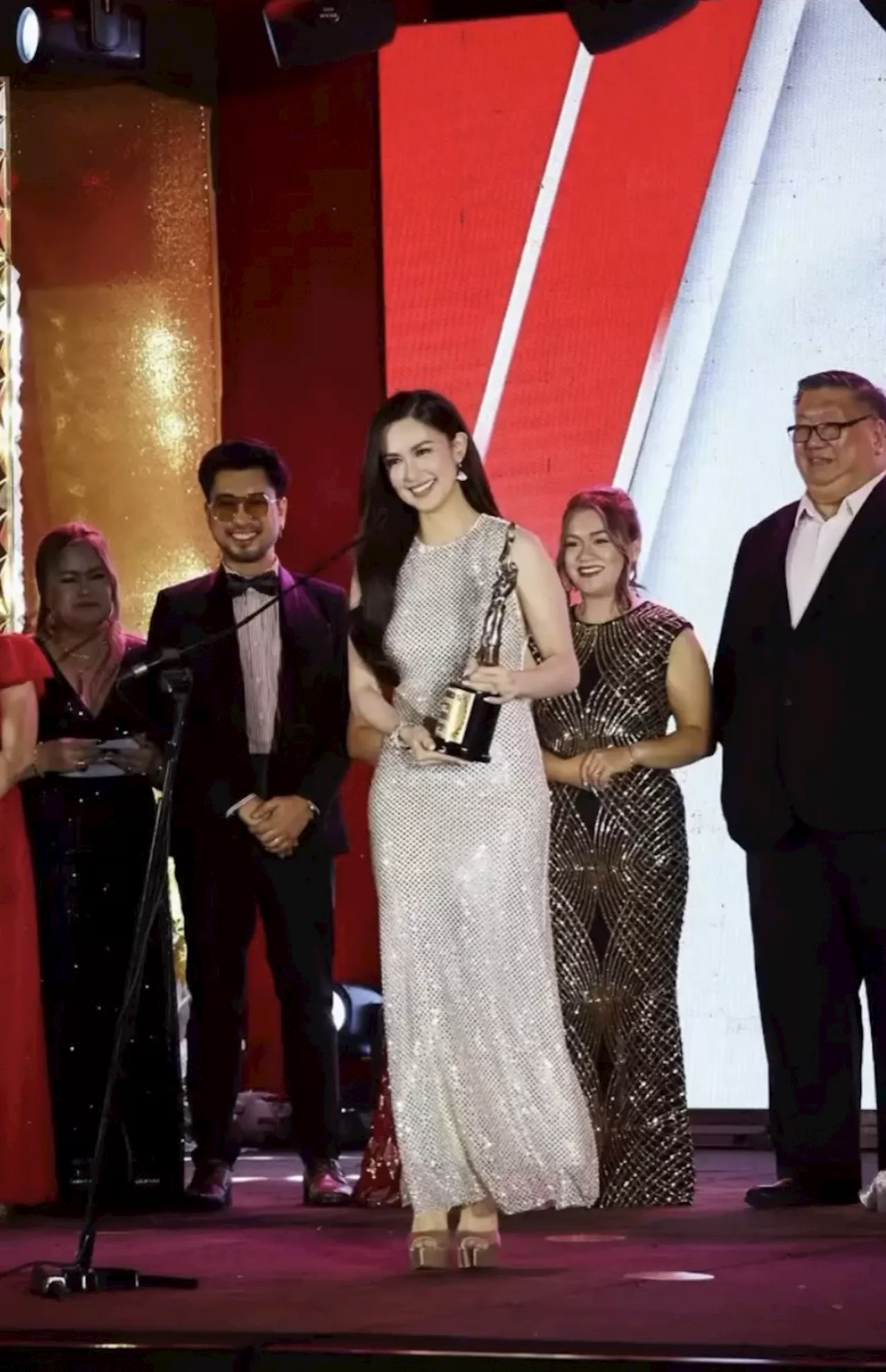 ‘Alipato at Muog,’ Vice Ganda, Arjo Atayde and Marian Rivera top Famas honors