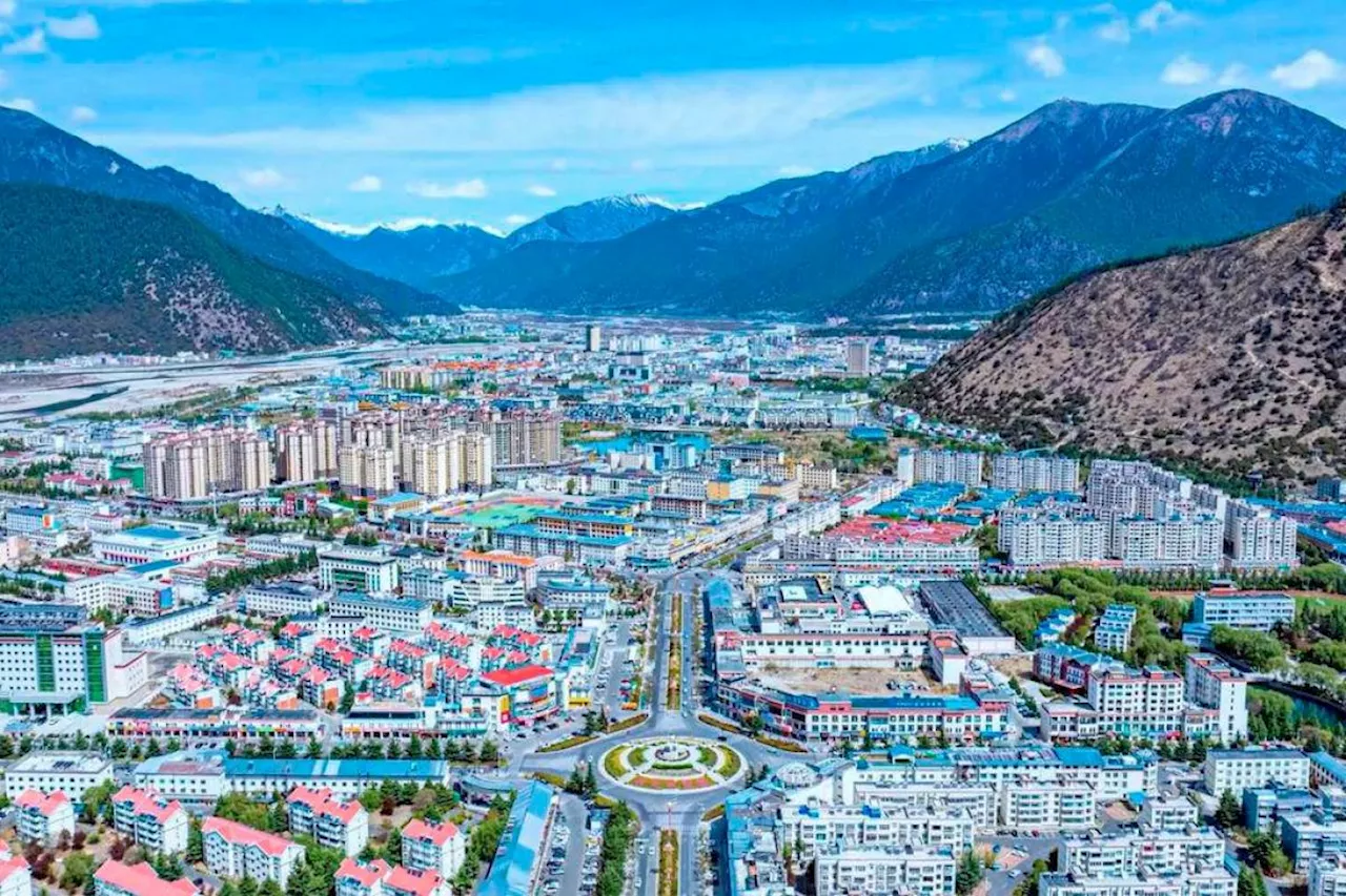 ‘Sky Roads’ trace Xizang’s journey from isolation to modernity