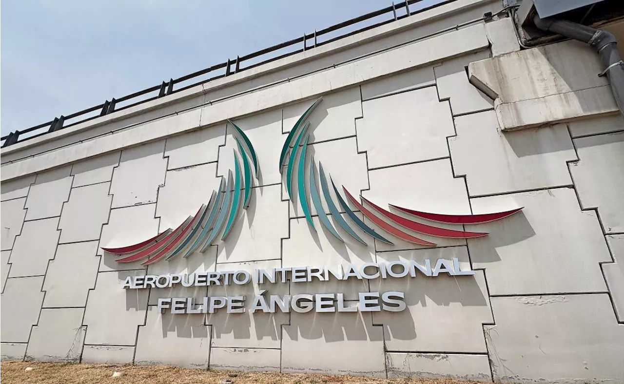 Llega al AIFA tercer avión para Mexicana de Aviación; aerolínea está lista para conectar al país, afirma