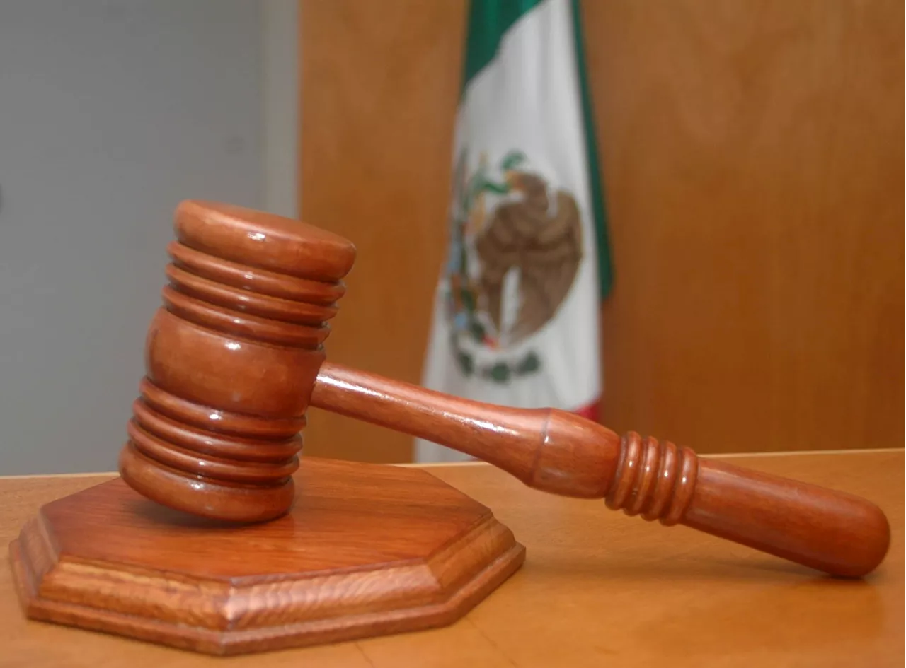 Vinculan a proceso a Jovana 'N' por presunto feminicidio en grado de tentativa; atropelló a una mujer de manera intencional en Chiapas