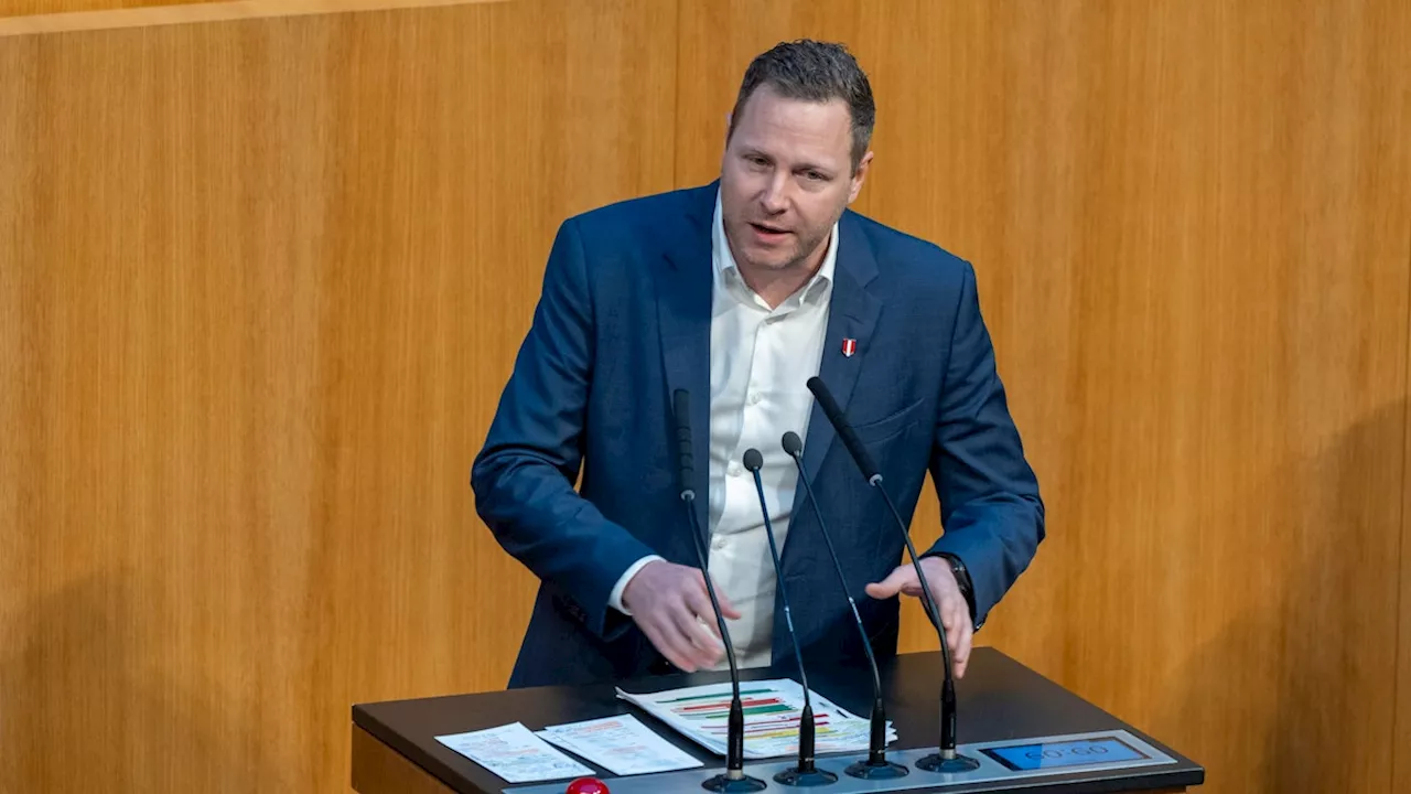  FPÖ tobt: Regierung 'stürzt Österreich in den Abgrund'