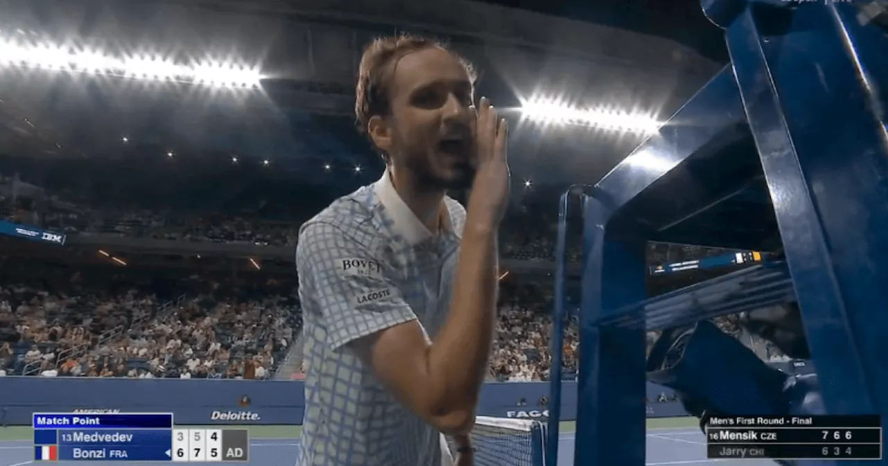 US Open ban photographer after 'crazy' blunder causes Daniil Medvedev meltdown