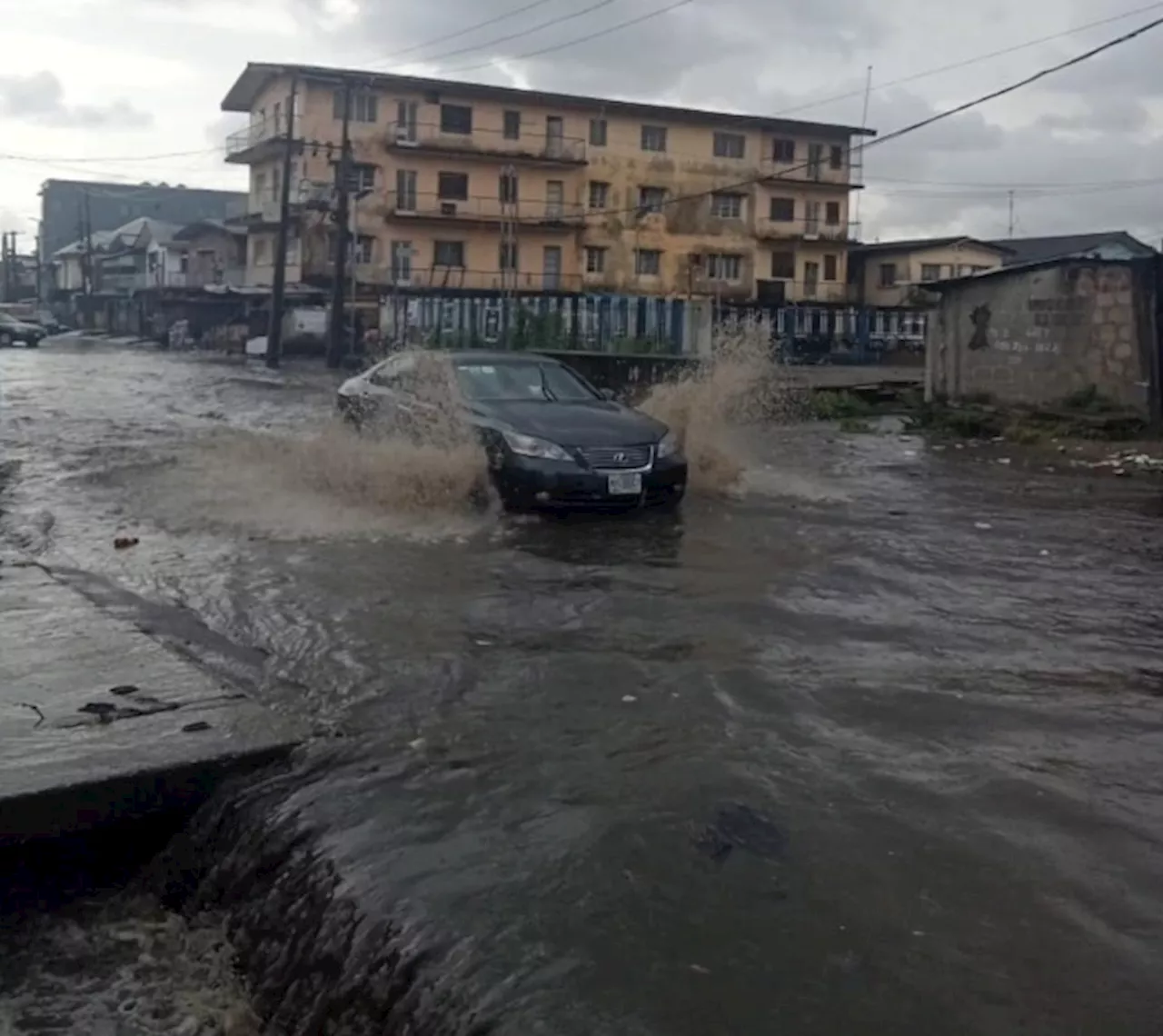 Climate Watch: Kaduna begins desilting 200,000 metres of drainage to curb flooding