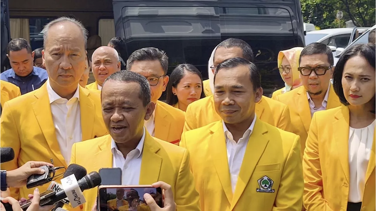 Gerbong Elite Golkar Sambangi Prabowo di Istana, Bahlil Jaga Rapat-Rapat Isi Pembicaraan