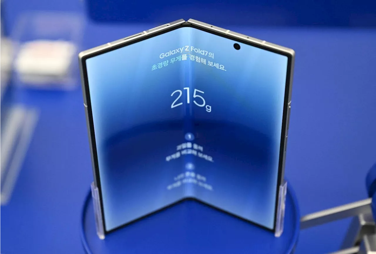Samsung Gives Away Free Laptop To Galaxy Z Fold 7 Buyers Ahead Of Apple Event