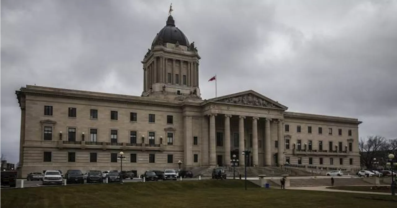 Community that lost $472,000 to cyber attack failed to investigate: auditor general