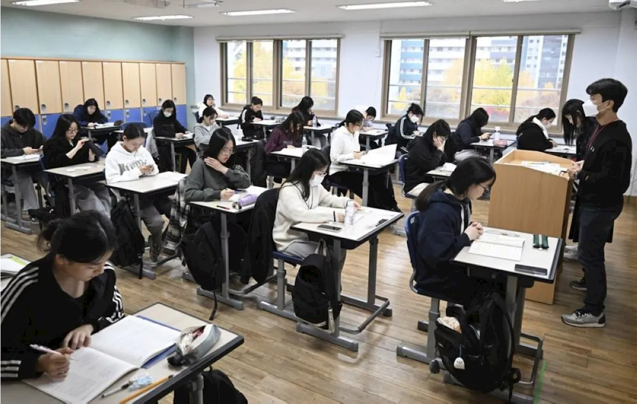 South Korea to ban mobile phones in school classrooms