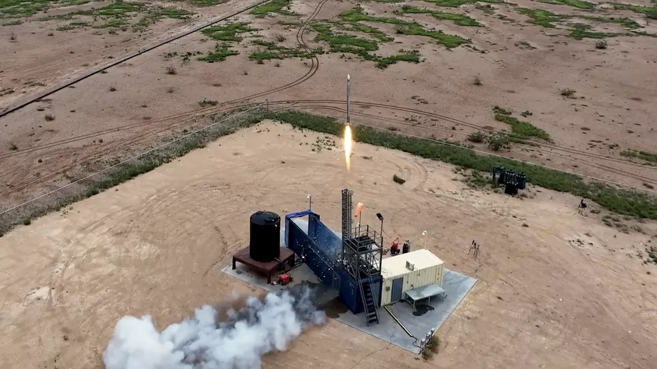 3D-printed hybrid rocket engine for US Army achieves 18,000 feet vertical ascent