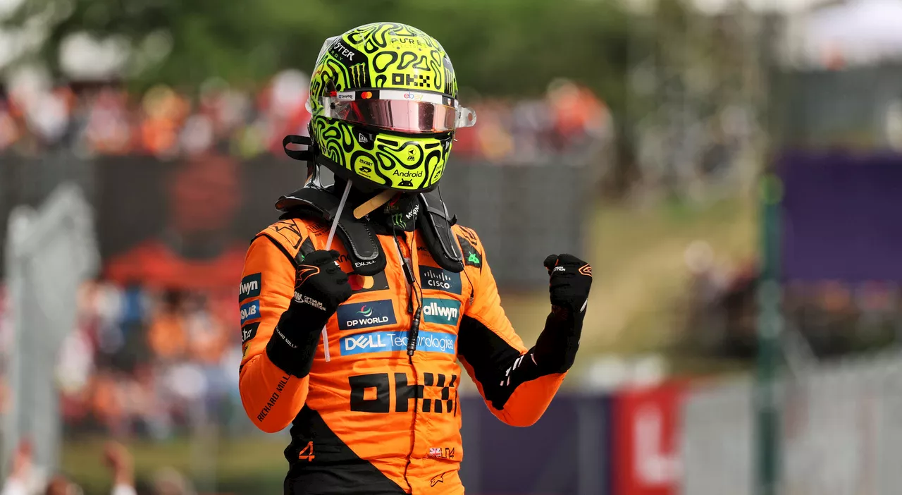 Norris vince il GP di Ungheria con un solo pit-stop e batte Piastri per un soffio. Leclerc quarto e arrabbiato col team