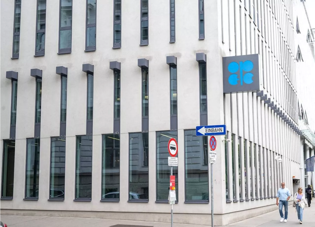 Key OPEC+ members expected to hike oil production