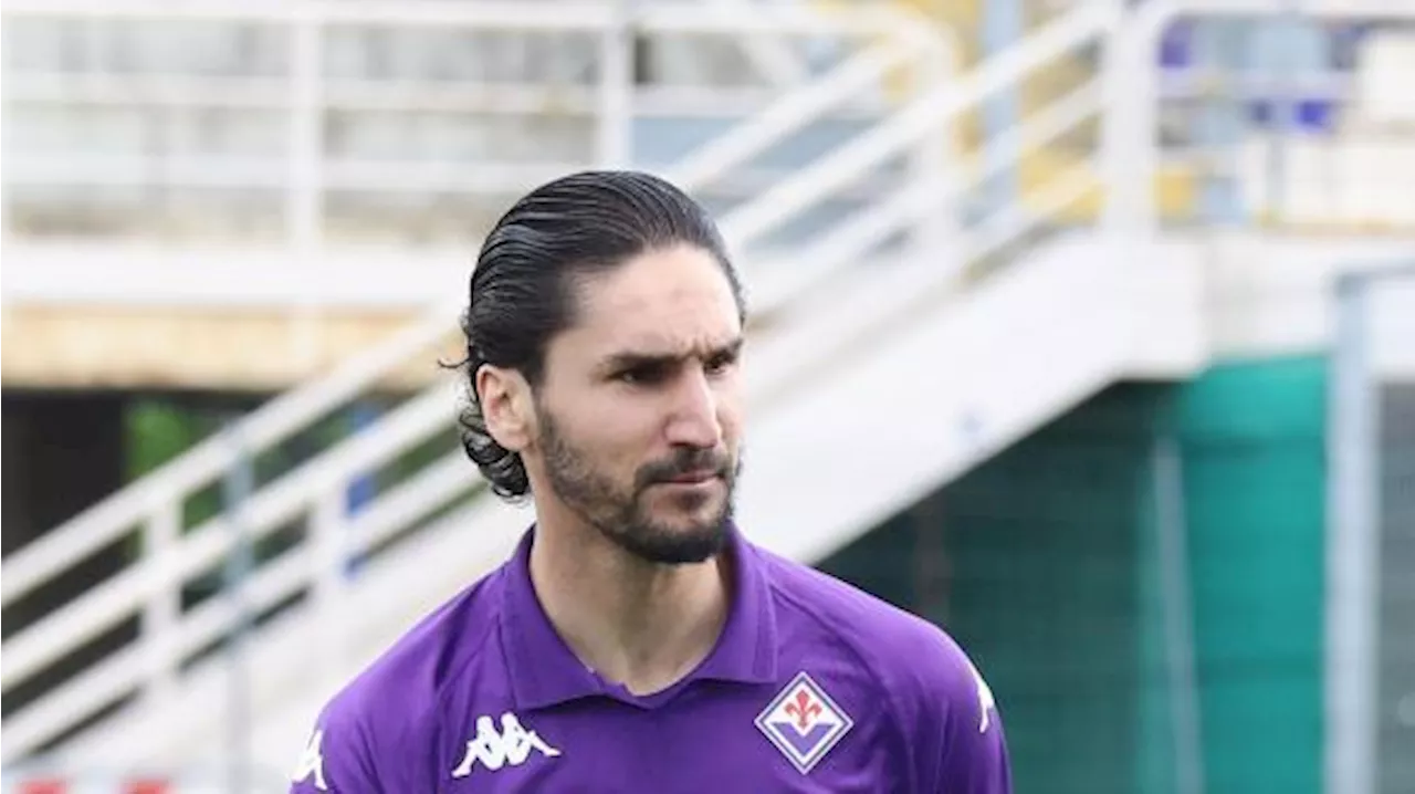 Bennacer e Adli temporeggiano, ma non cambiano i piani del Milan: entrambi restano in uscita