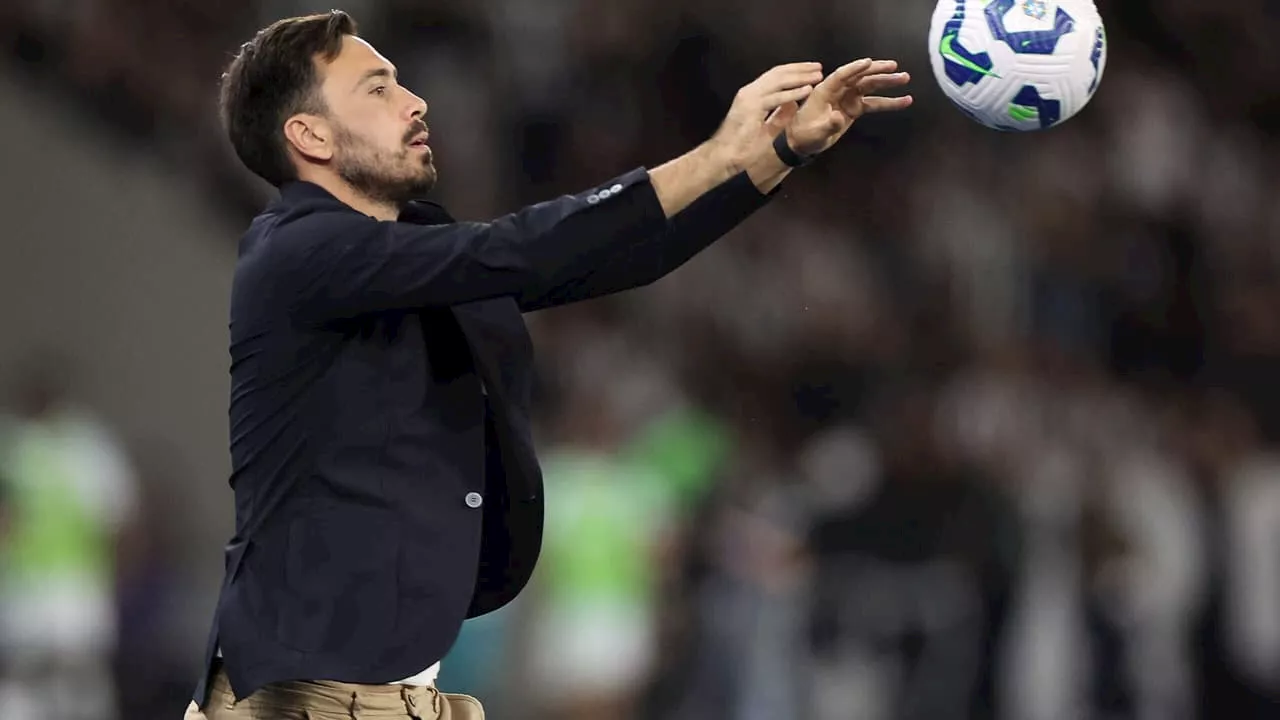 Davide Ancelotti confirma titularidade de John no Botafogo
