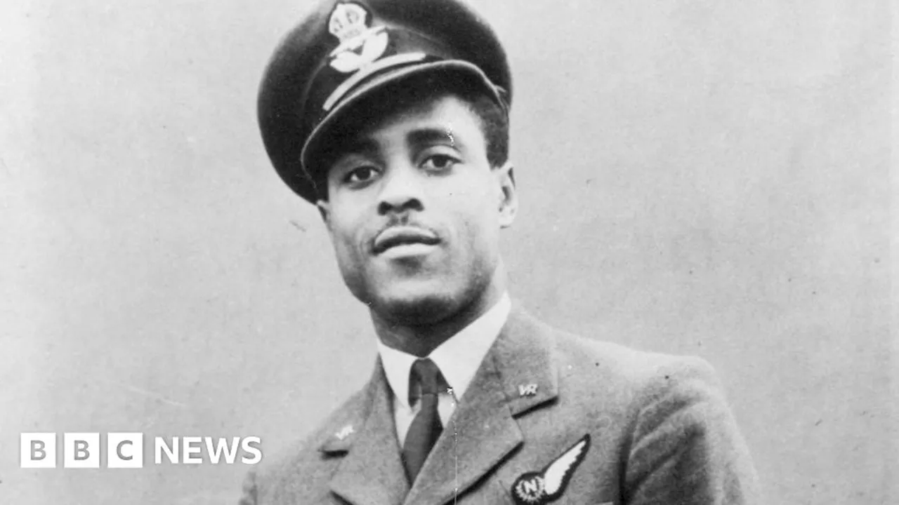 Thame WWII hero awarded blue plaque to mark legacy