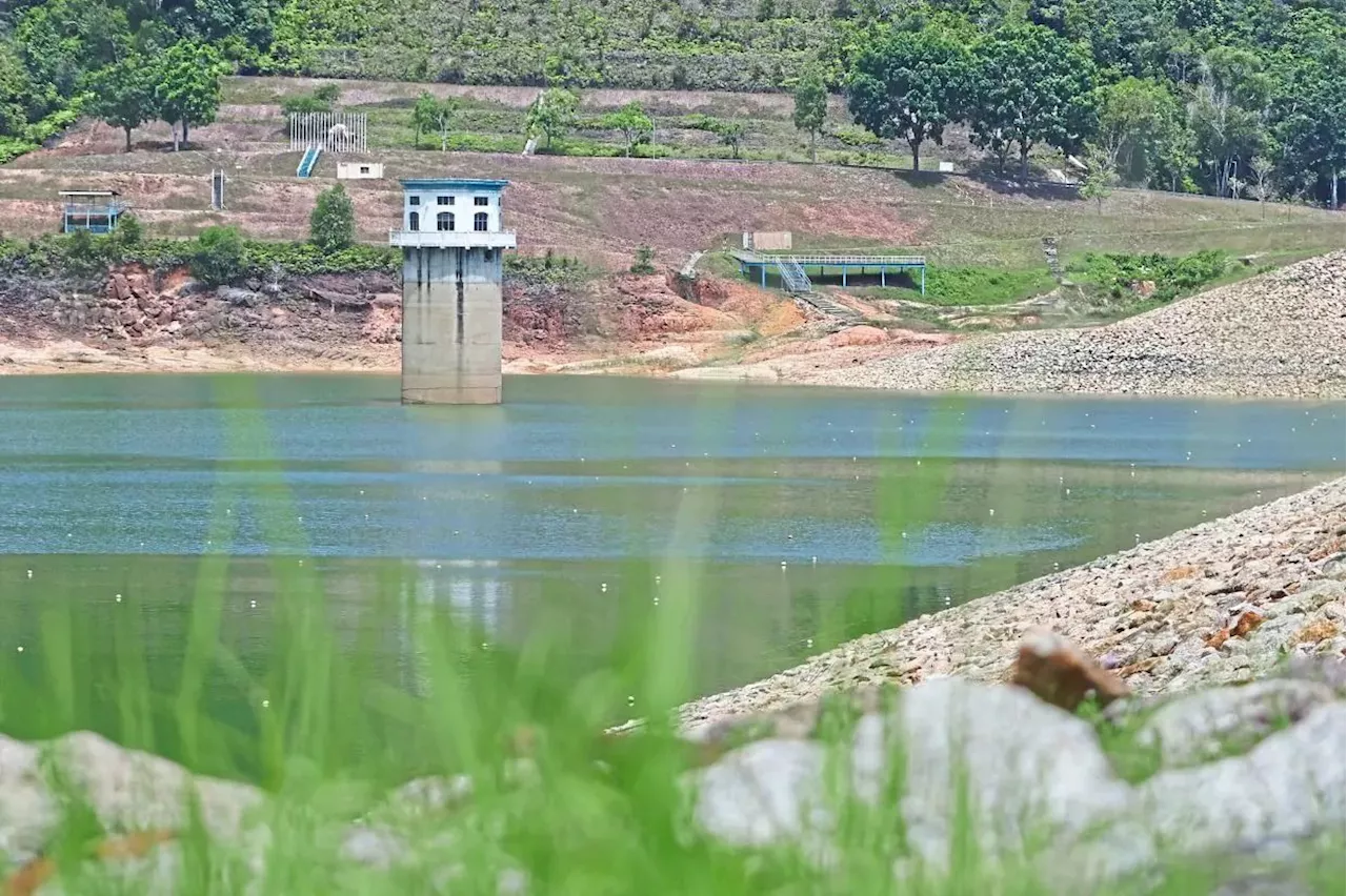 Seven dams running dry across peninsula