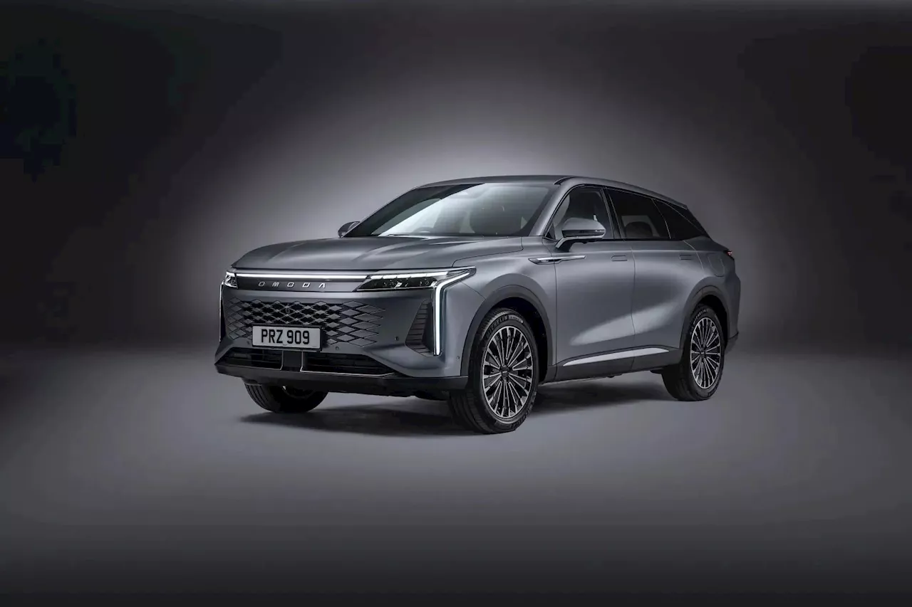 Omoda Jaecoo Malaysia Tease Upcoming C9 PHEV And J5 For Malaysia Debut