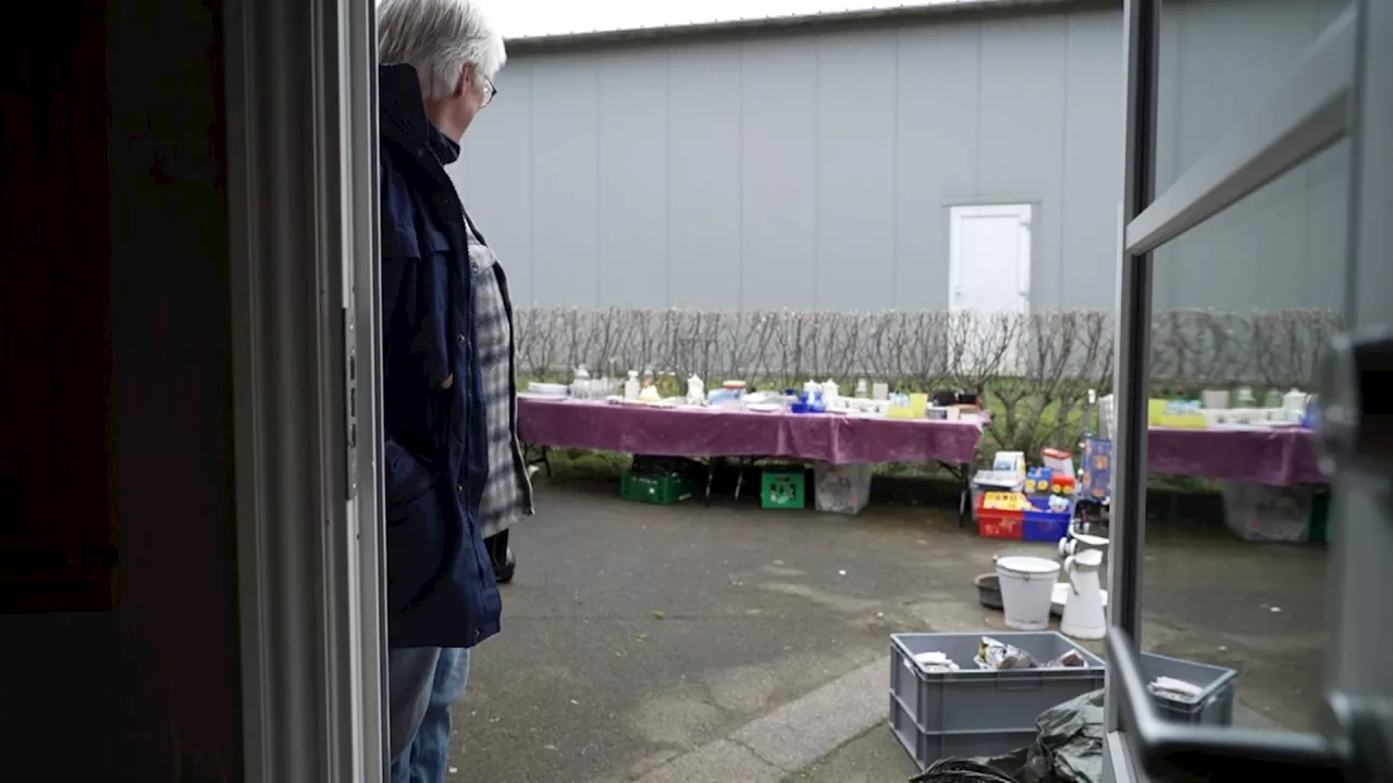 80-årig sælger rusten sav og ting, hun ikke selv ved, hvad er: Det er jo rede penge, hver gang jeg får en krone for det