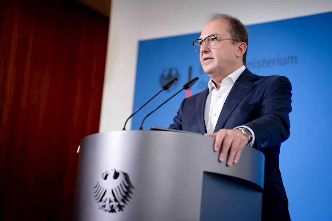 Grenzkontrollen: Alexander Dobrindt kündigt Verlängerung an
