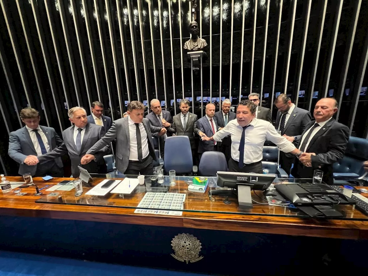 Com 4 ministérios, União e PP apoiam obstrução bolsonarista no Congresso
