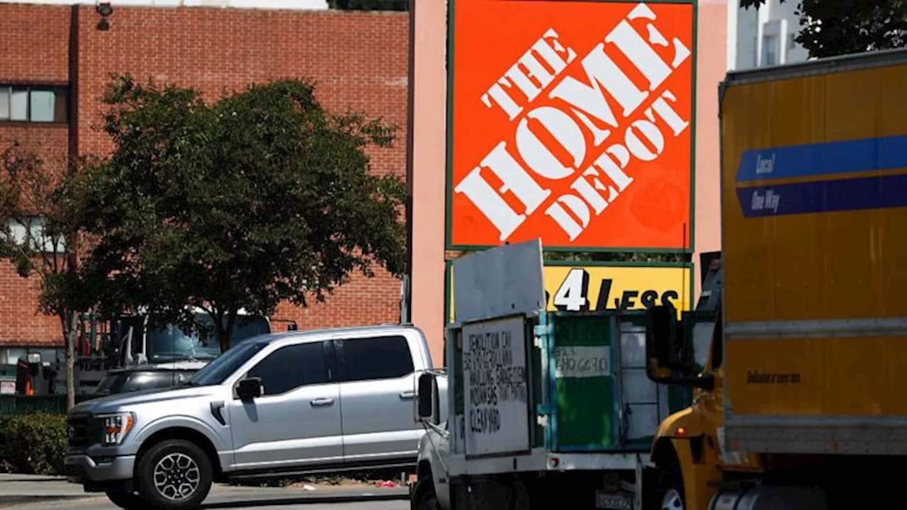 Hay al menos un guatemalteco detenido tras redada en Home Depot de Los Ángeles, confirman autoridades