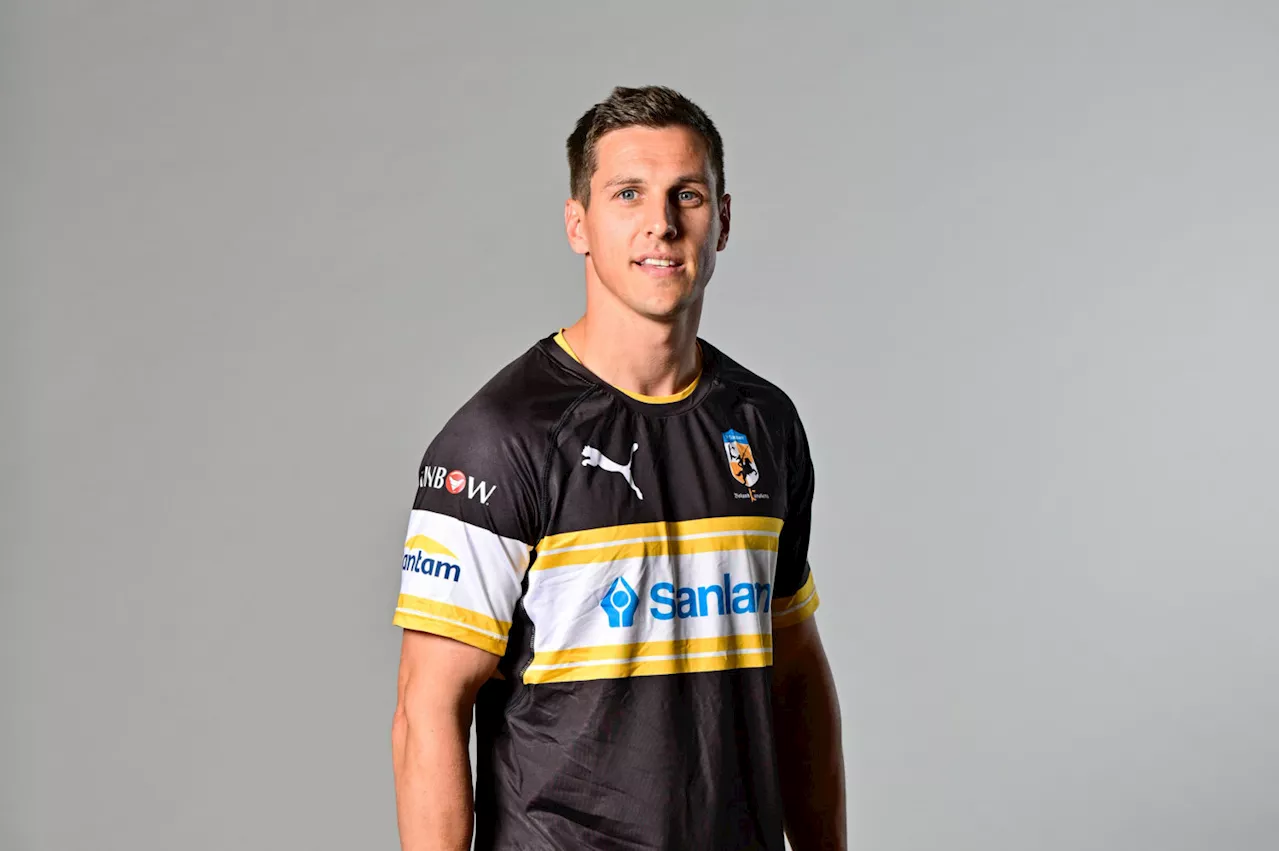Schreuder back as Losper hits 50 for Boland