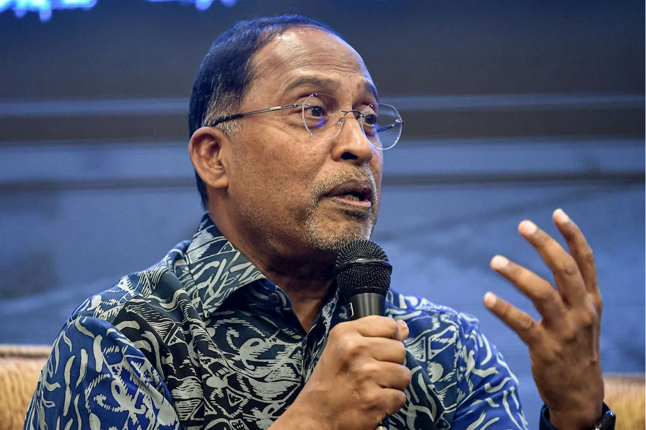 Quotas for local students in public unis remain, this is policy, says Zambry