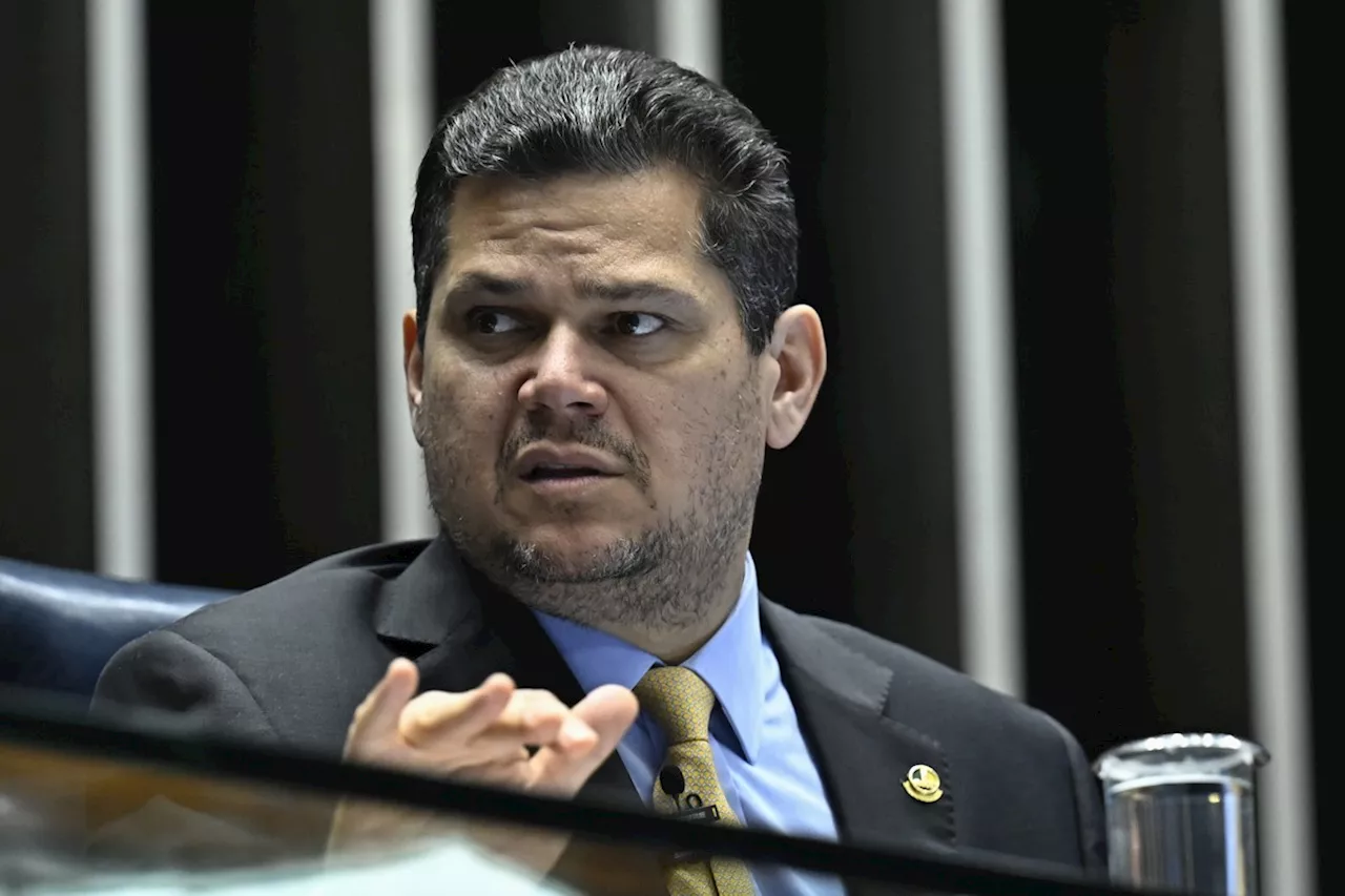Alcolumbre e Motta reagem a bloqueio de bolsonaristas no Congresso